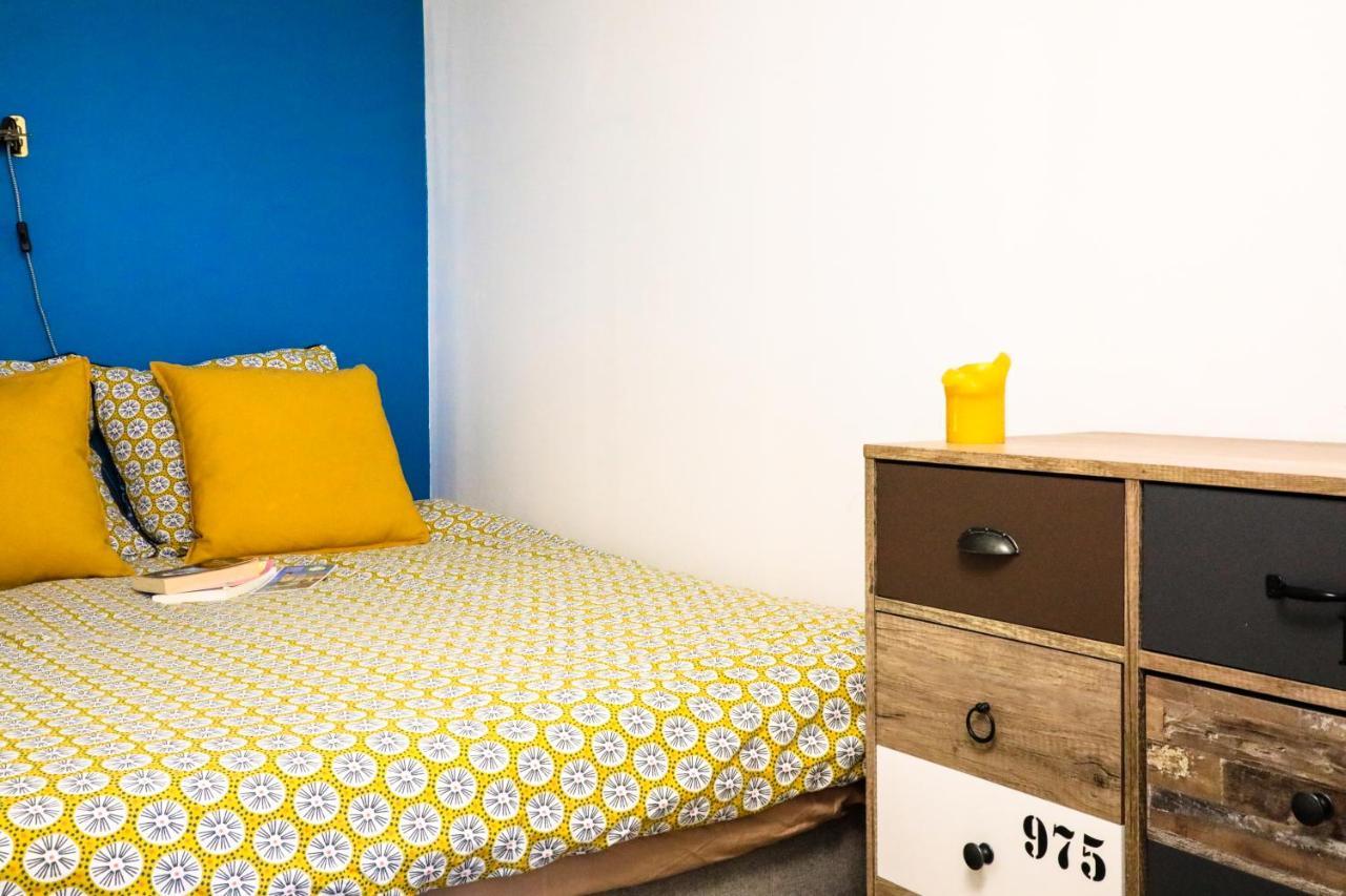 Appart Cosy Entre Vieux Port Et Marche Central La Rochelle  Exterior photo